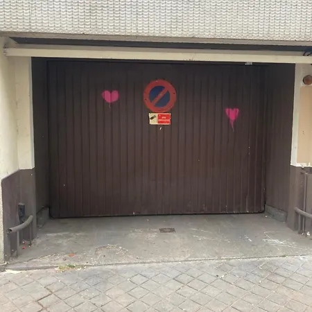 Artist Trip Apartment *