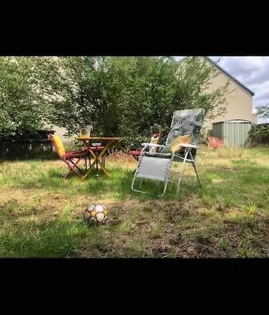 Apartment Artist Trip *