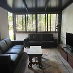 아파트 Artist Trip *